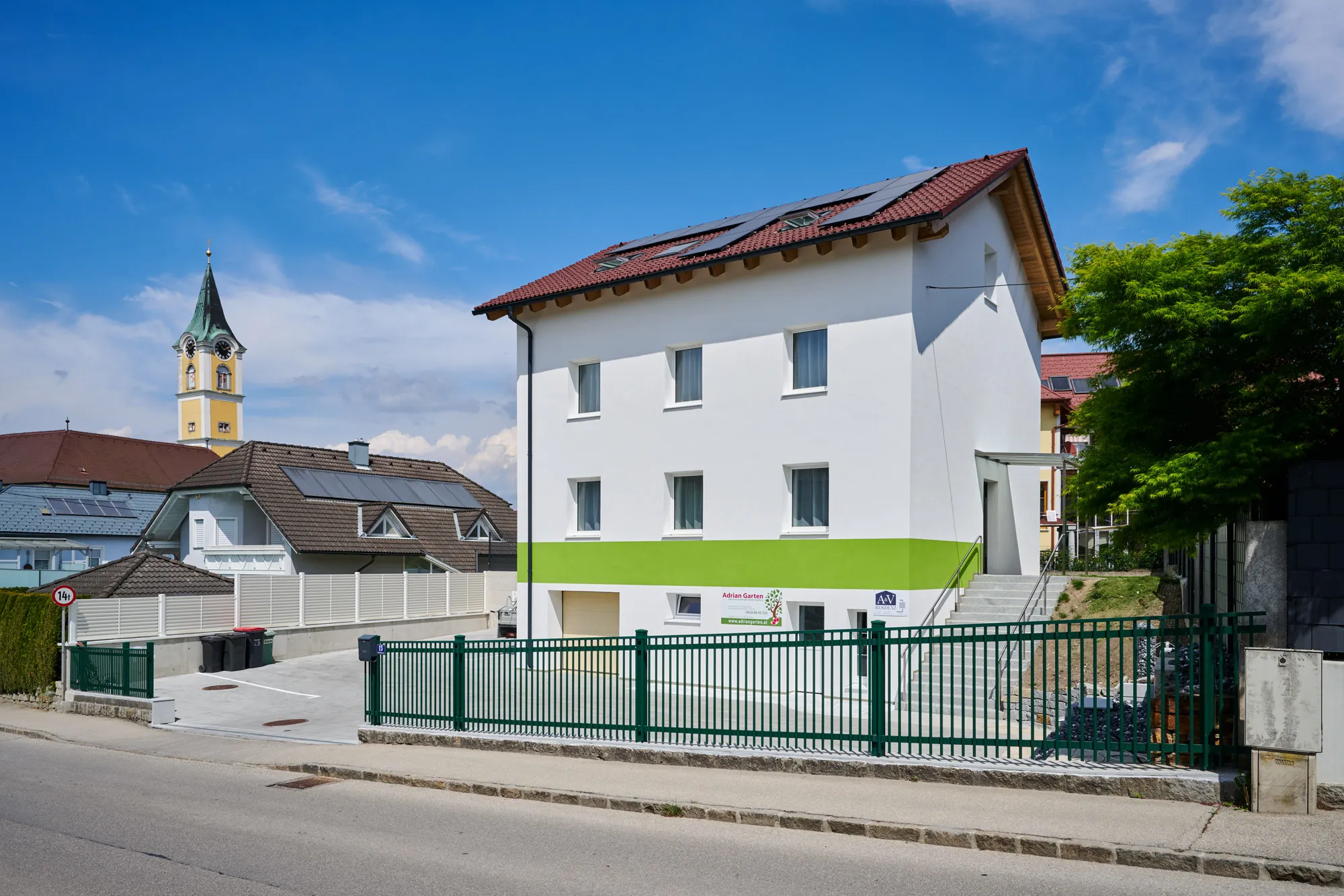 Straßenansicht der A&V Residenz in Linz-Land